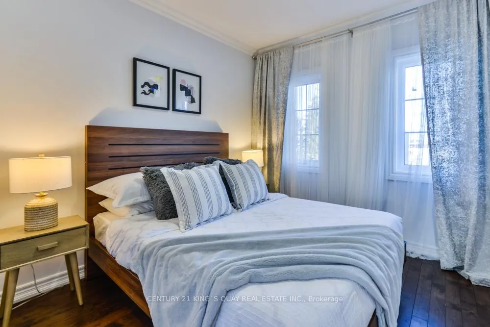 Photo 23 of 131 Downey Circle, Aurora, Bayview Wellington — HOMEH
