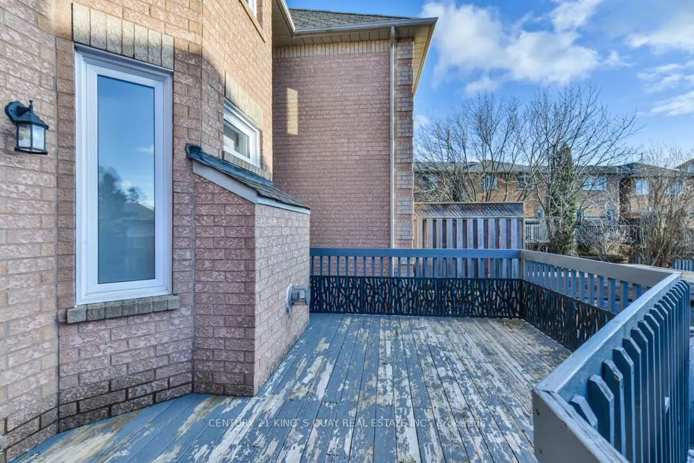 Photo 25 of 131 Downey Circle, Aurora, Bayview Wellington — HOMEH