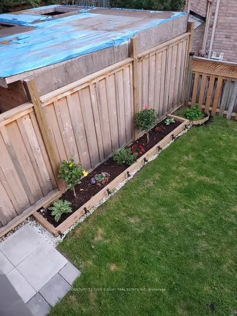 Photo 29 of 131 Downey Circle, Aurora, Bayview Wellington — HOMEH