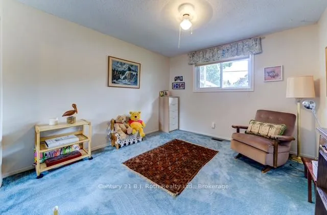 Photo 10 of 24 Champlain Street, Orillia — HOMEH