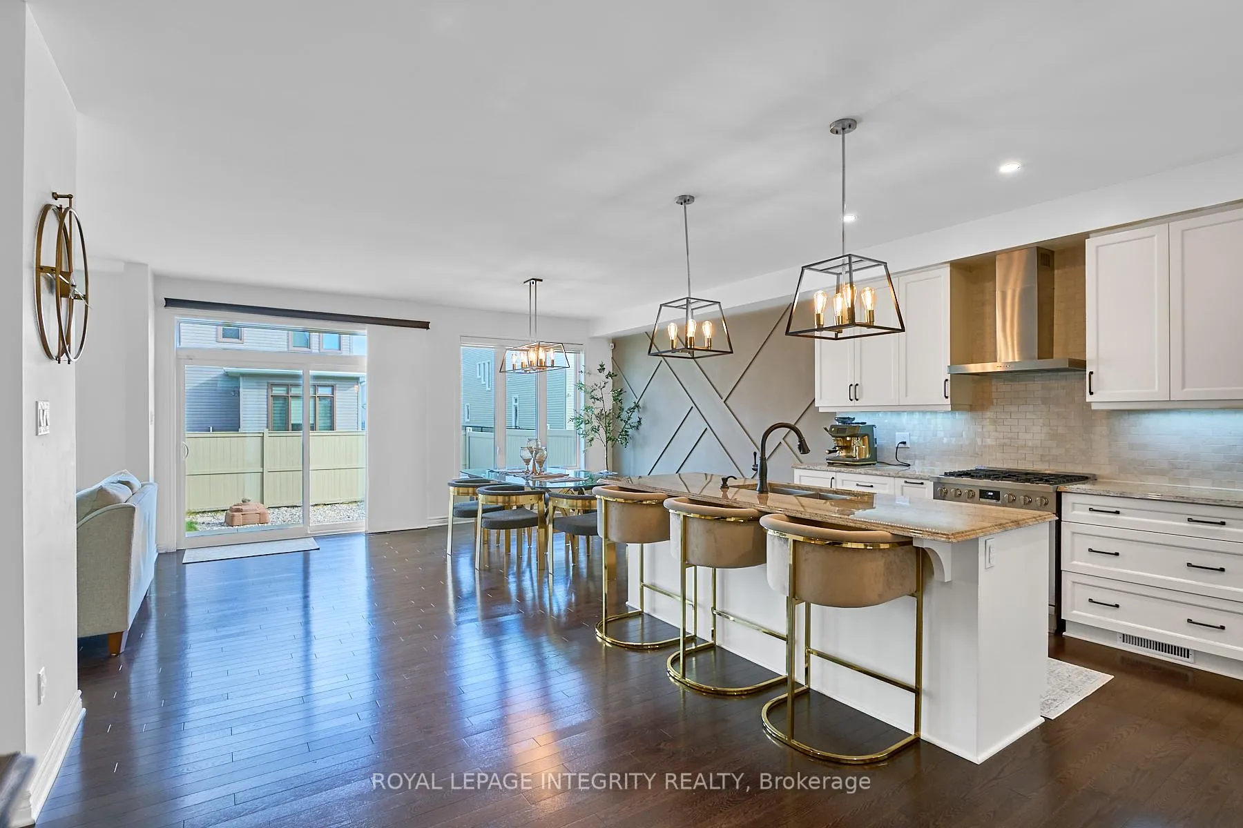 Photo 8 of 32 Aconitum Way, Ottawa, Blossom Park/Kemp Park/Findlay Creek — HOMEH
