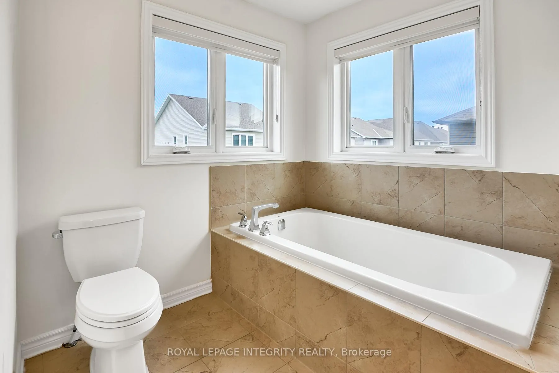 Photo 27 of 32 Aconitum Way, Ottawa, Blossom Park/Kemp Park/Findlay Creek — HOMEH