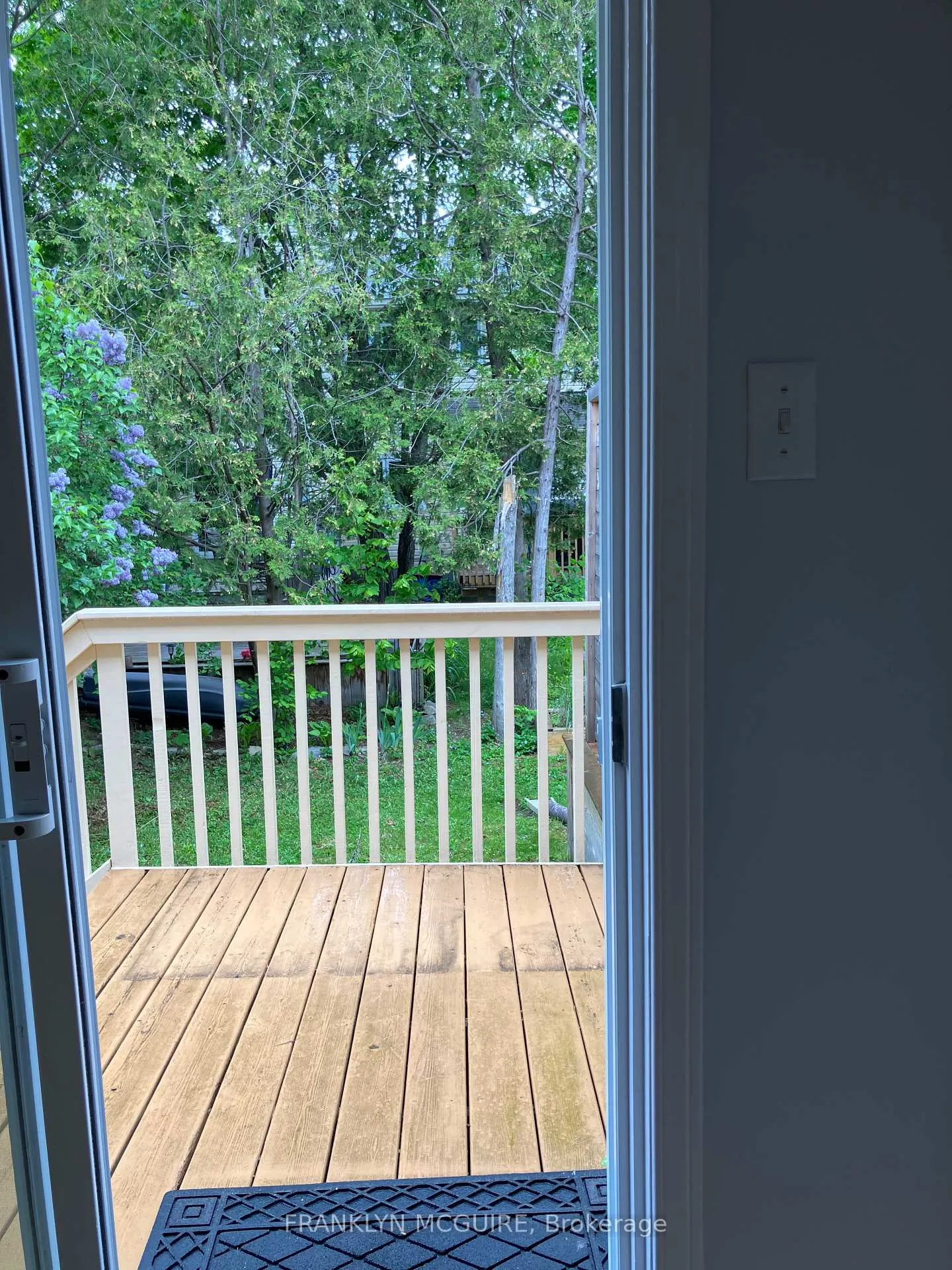 Photo 11 of 22 birchbank Crescent, Ottawa, Kanata - Bridlewood — HOMEH