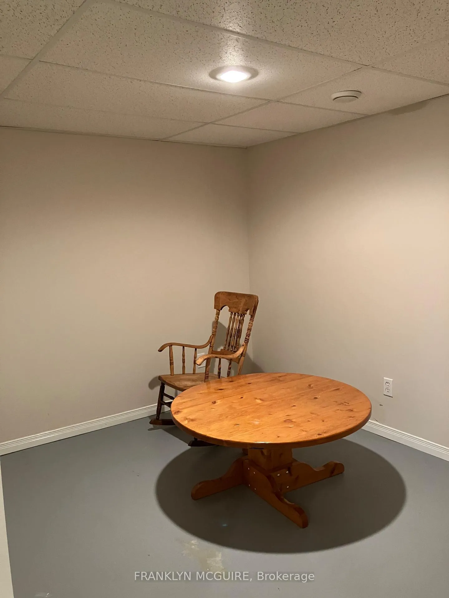 Photo 20 of 22 birchbank Crescent, Ottawa, Kanata - Bridlewood — HOMEH