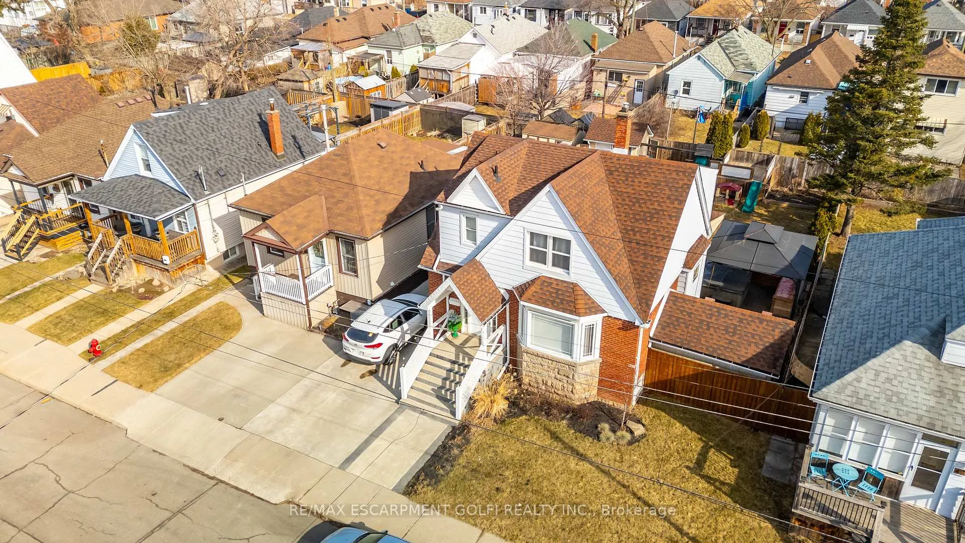 Photo 37 of 35 Allan Avenue, Hamilton, Homeside — HOMEH