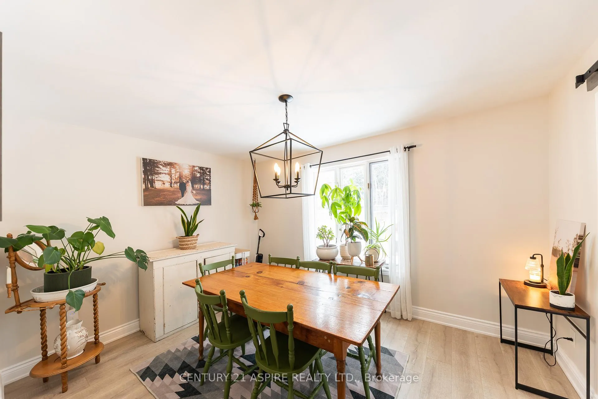 Photo 19 of 25 Doran Street, Petawawa — HOMEH