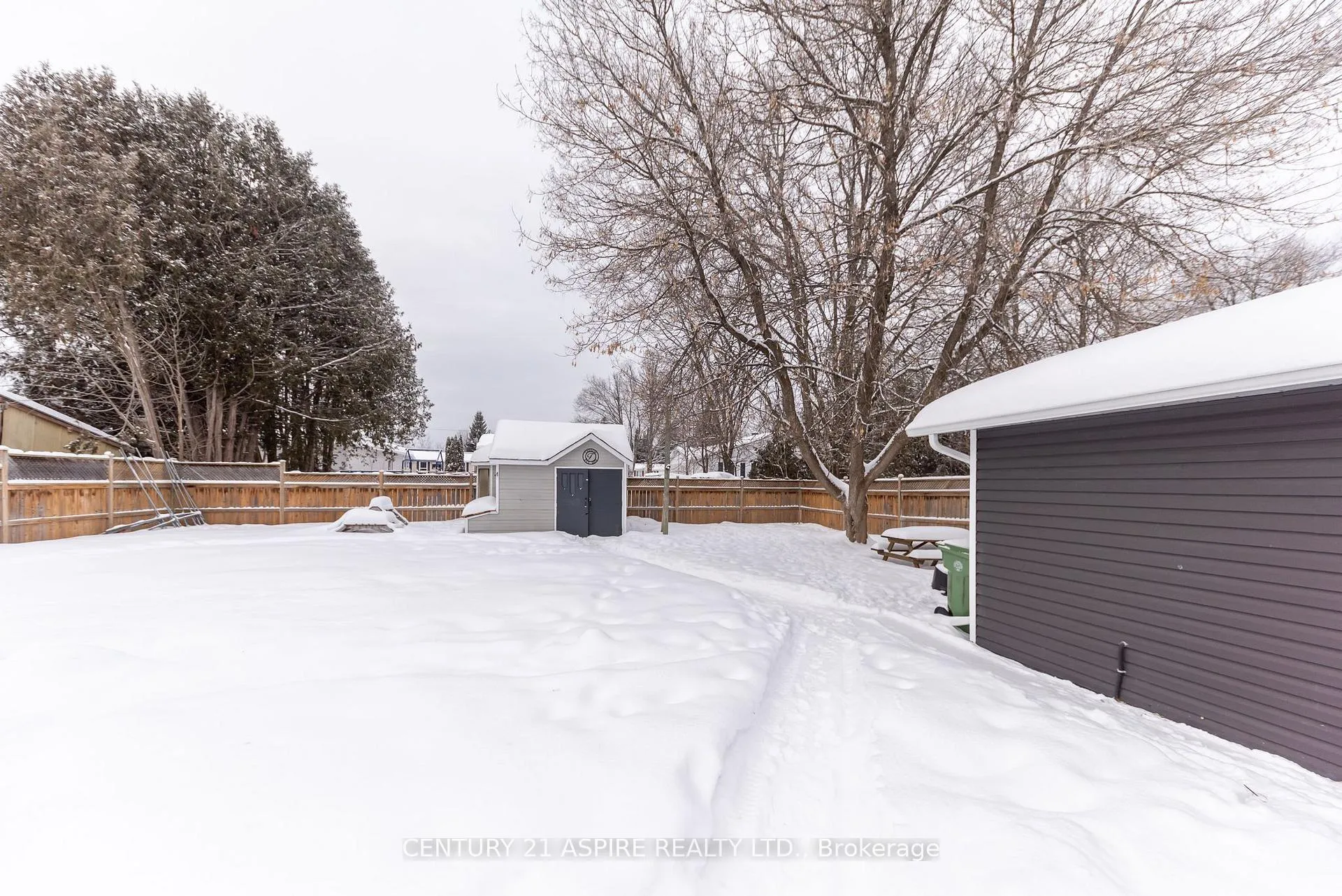 Photo 39 of 25 Doran Street, Petawawa — HOMEH