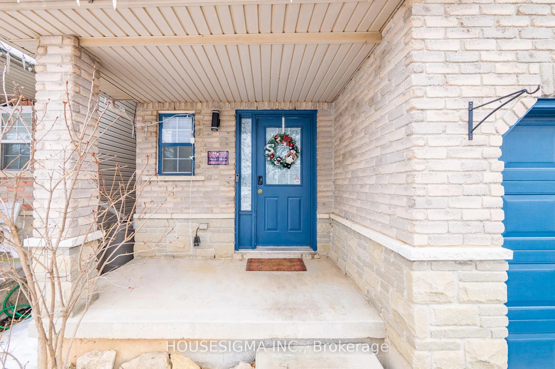 Photo 5 of 81 Kendrick Court, Hamilton, Ancaster — HOMEH