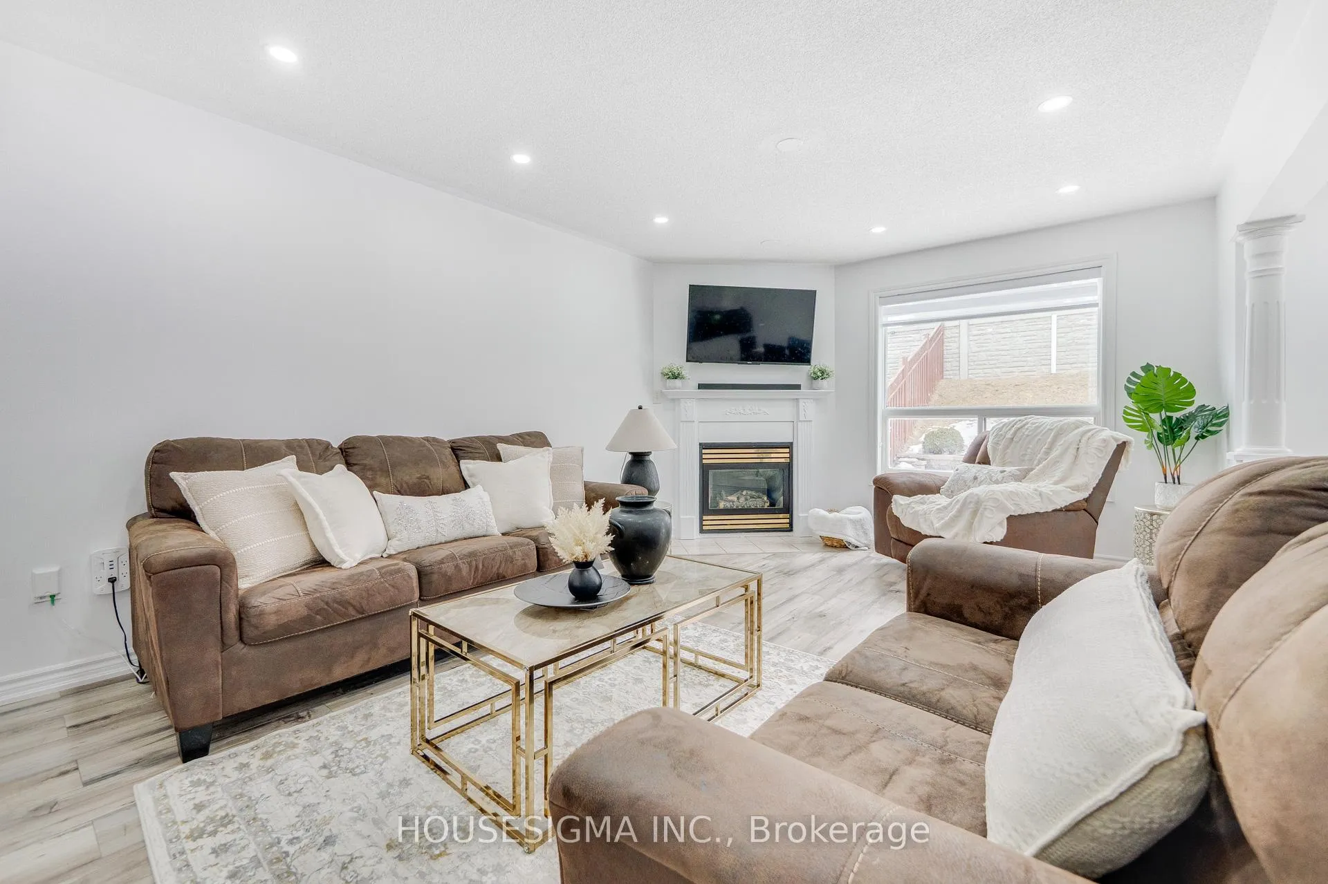 Photo 10 of 81 Kendrick Court, Hamilton, Ancaster — HOMEH