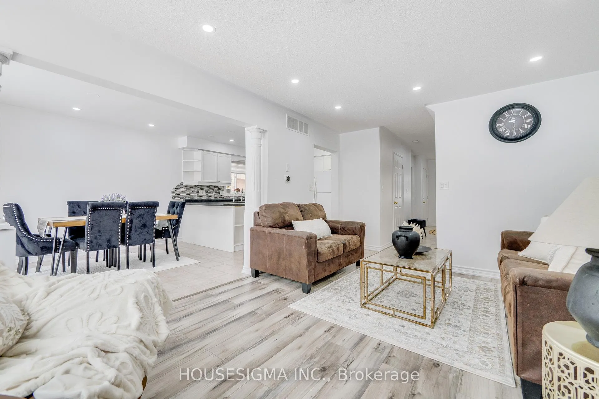Photo 12 of 81 Kendrick Court, Hamilton, Ancaster — HOMEH