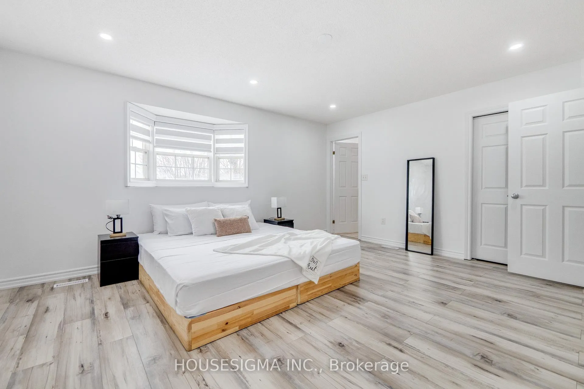 Photo 27 of 81 Kendrick Court, Hamilton, Ancaster — HOMEH