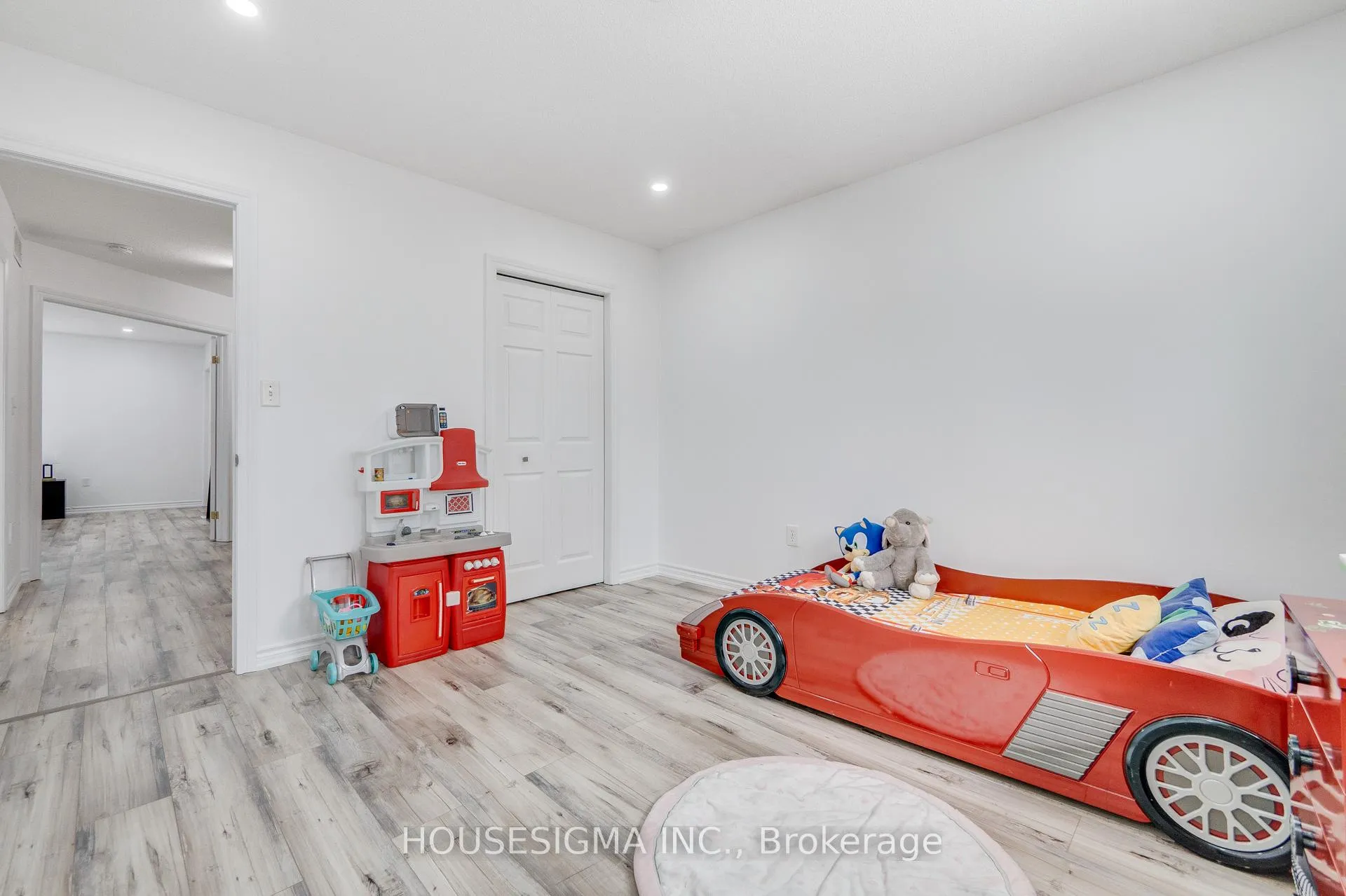 Photo 33 of 81 Kendrick Court, Hamilton, Ancaster — HOMEH