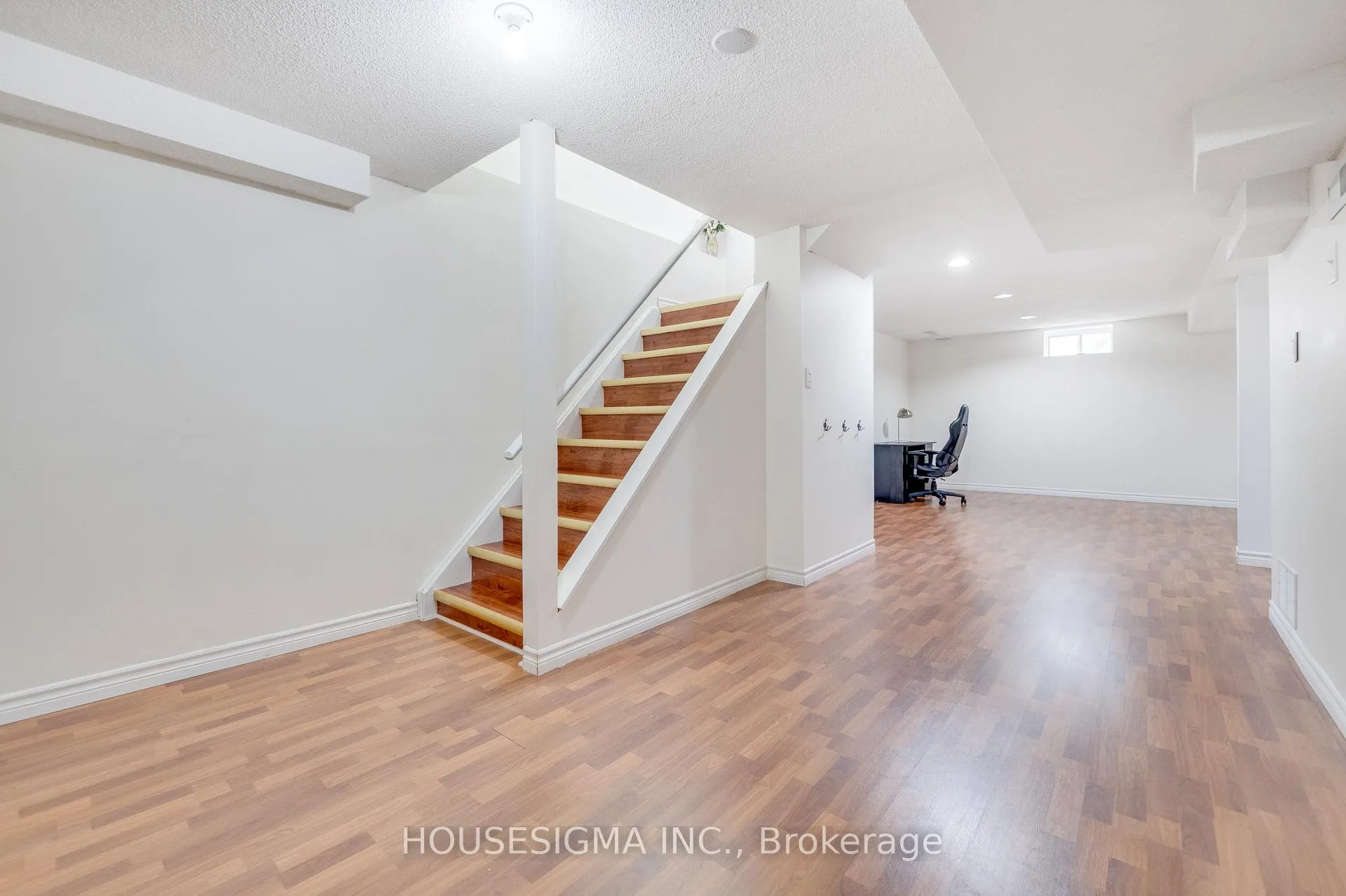 Photo 38 of 81 Kendrick Court, Hamilton, Ancaster — HOMEH