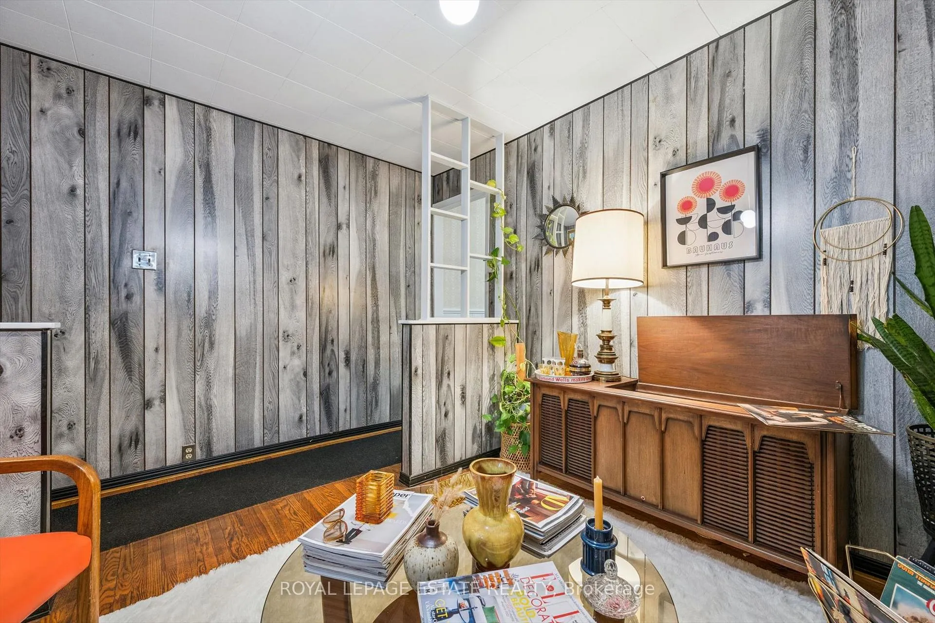 Photo 10 of 335 Craven Road N, Toronto, Greenwood-Coxwell — HOMEH