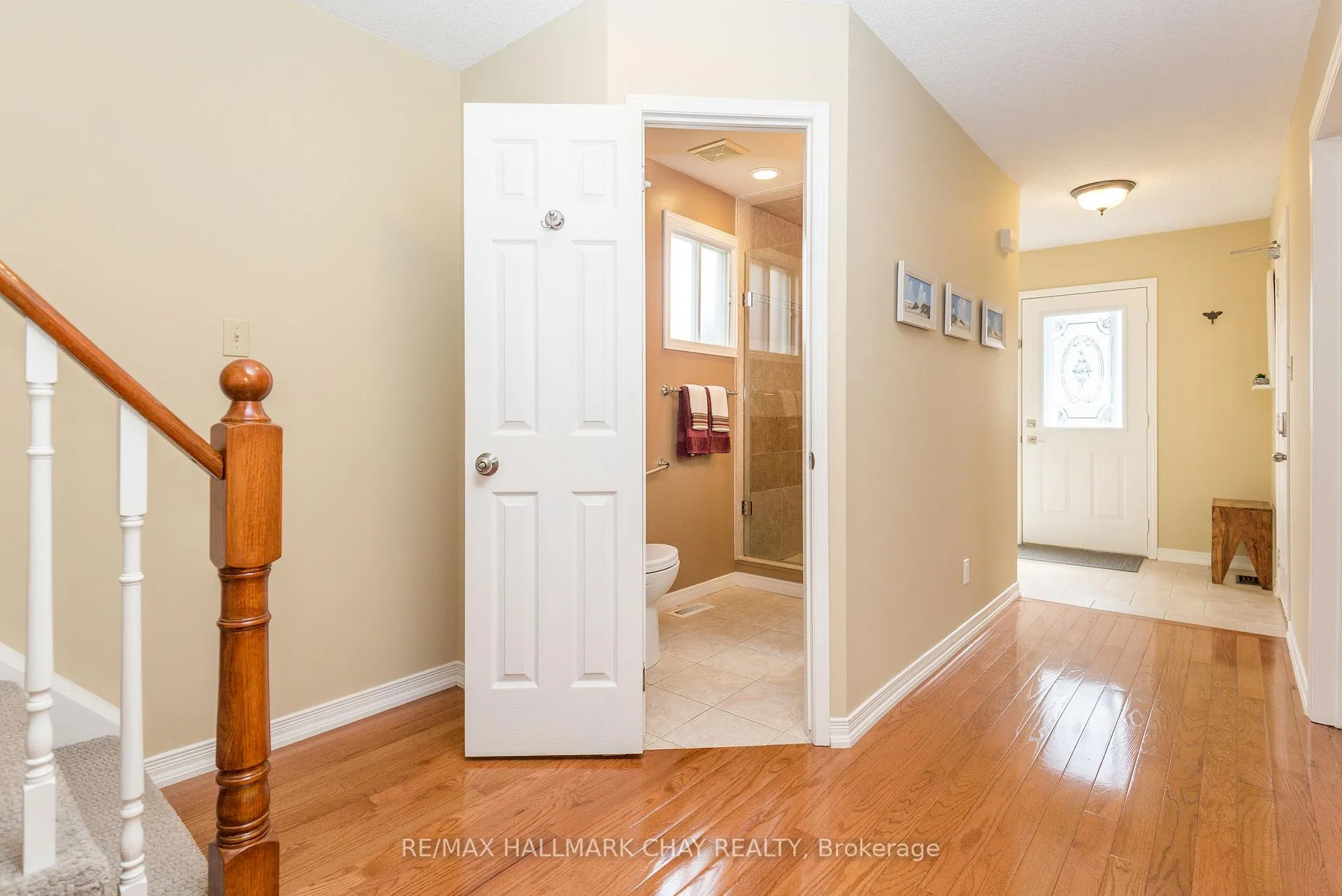 Photo 8 of 310 Hickling Trail, Barrie, Grove East — HOMEH