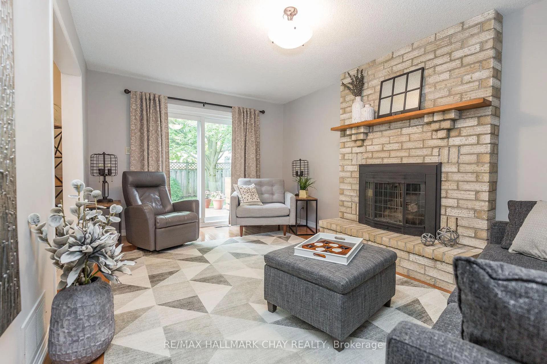 Photo 14 of 310 Hickling Trail, Barrie, Grove East — HOMEH