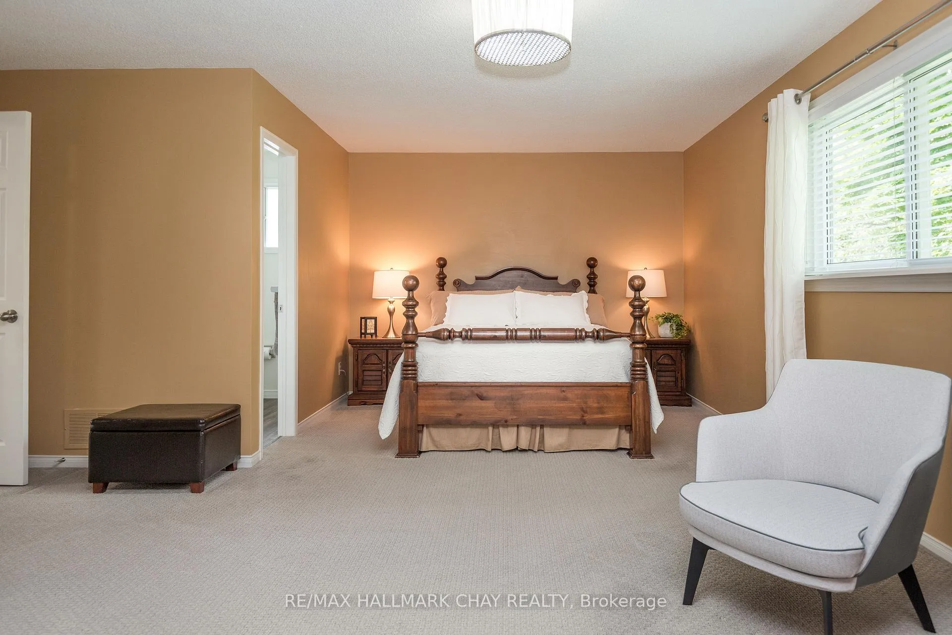 Photo 17 of 310 Hickling Trail, Barrie, Grove East — HOMEH