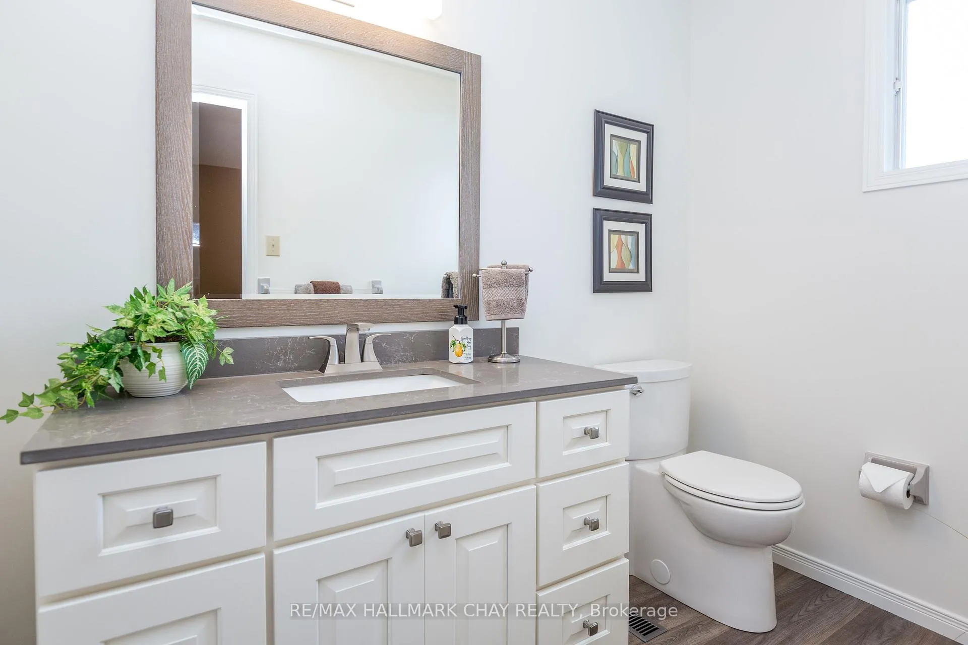 Photo 20 of 310 Hickling Trail, Barrie, Grove East — HOMEH