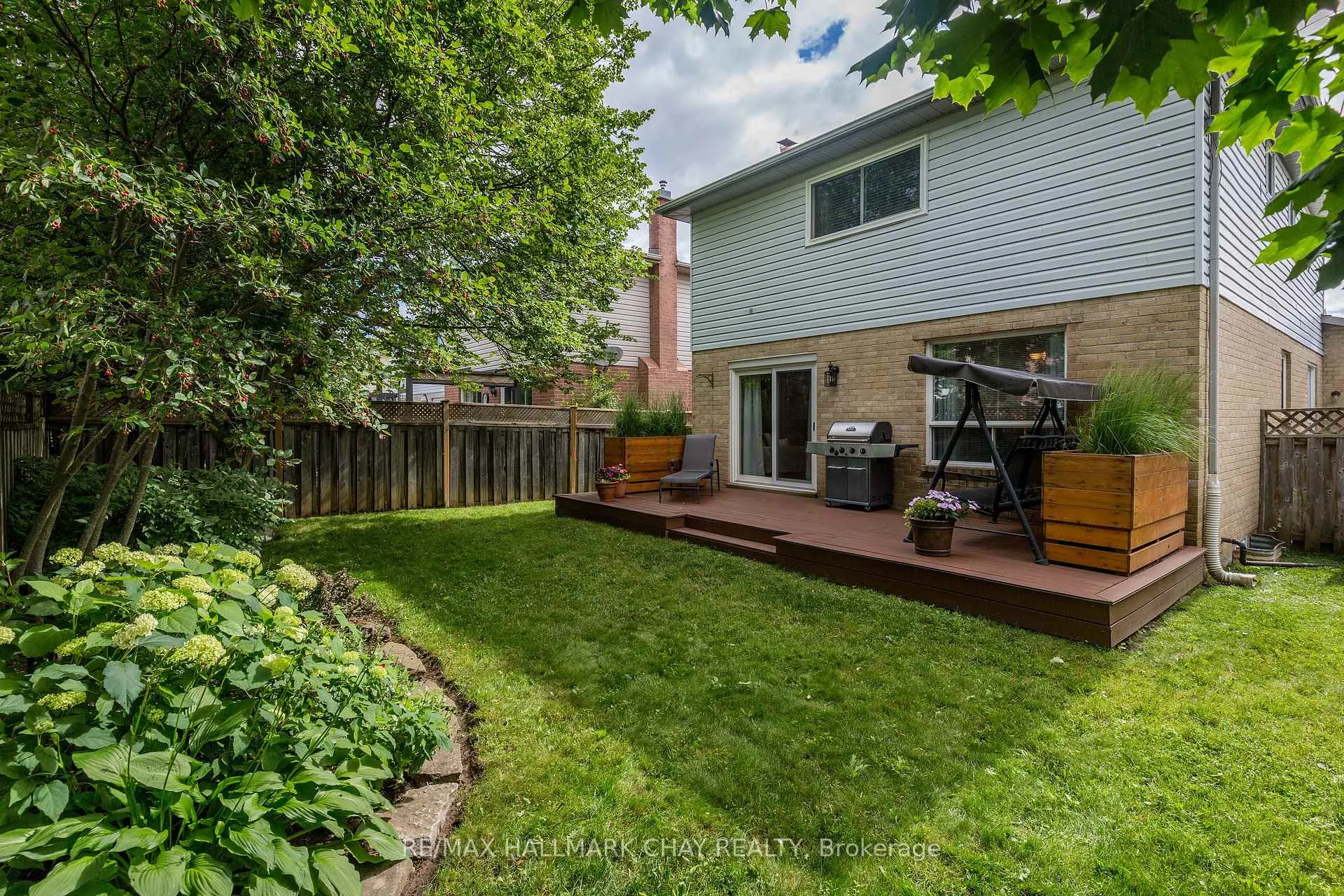 Photo 30 of 310 Hickling Trail, Barrie, Grove East — HOMEH