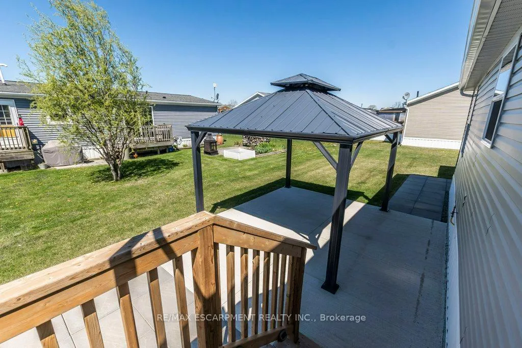Photo 26 of 9 Hickory Hollow, Haldimand, Nanticoke — HOMEH