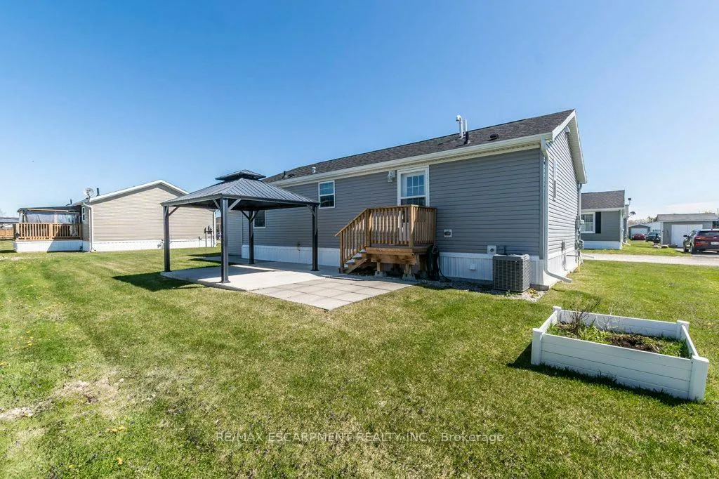 Photo 30 of 9 Hickory Hollow, Haldimand, Nanticoke — HOMEH