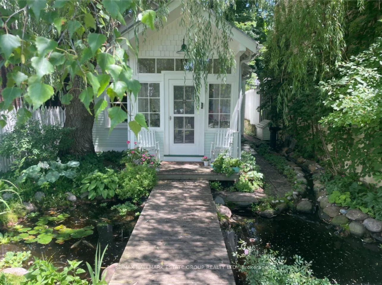 Photo 1 of 223 Waverley Road, Toronto, The Beaches — HOMEH