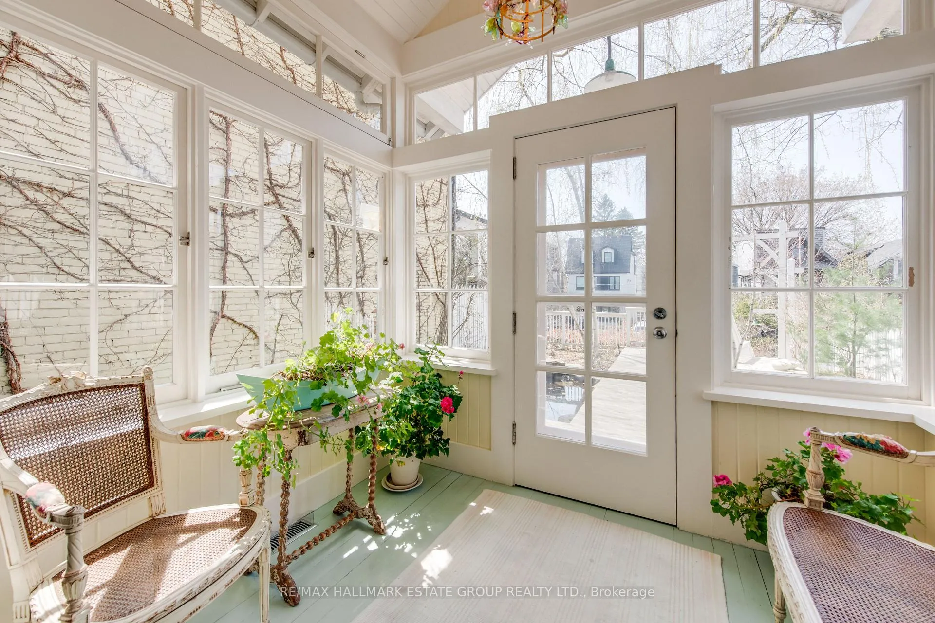 Photo 7 of 223 Waverley Road, Toronto, The Beaches — HOMEH