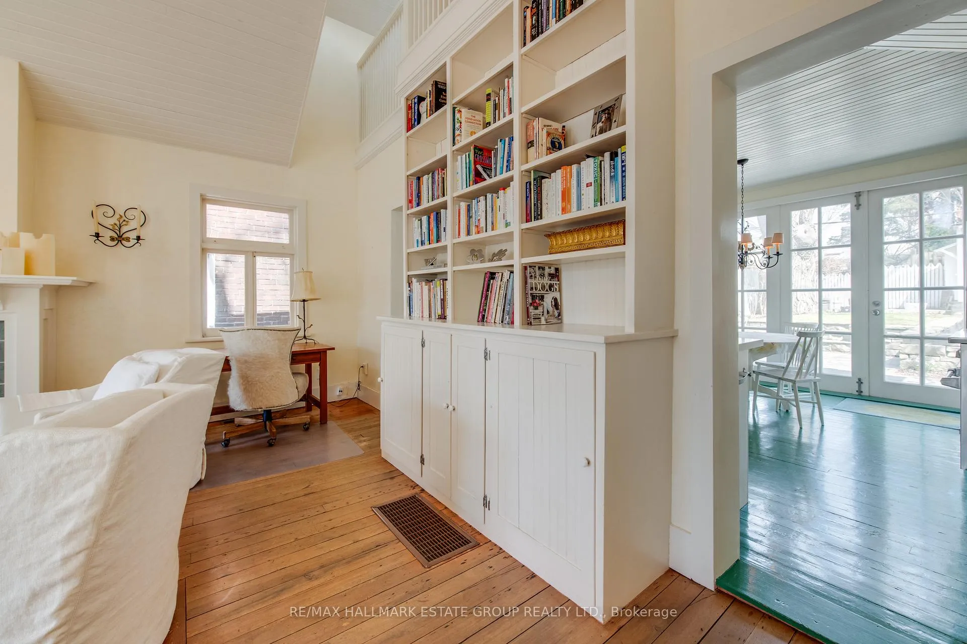 Photo 17 of 223 Waverley Road, Toronto, The Beaches — HOMEH