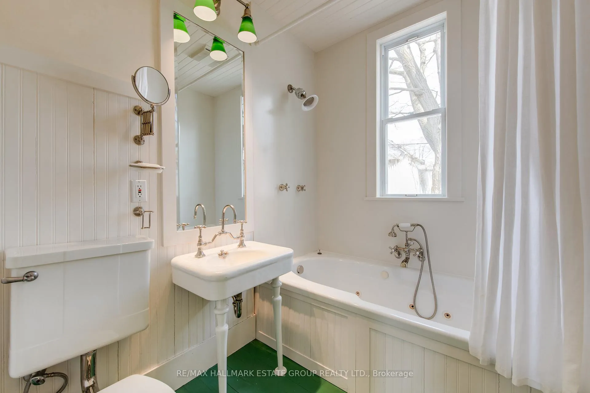 Photo 24 of 223 Waverley Road, Toronto, The Beaches — HOMEH