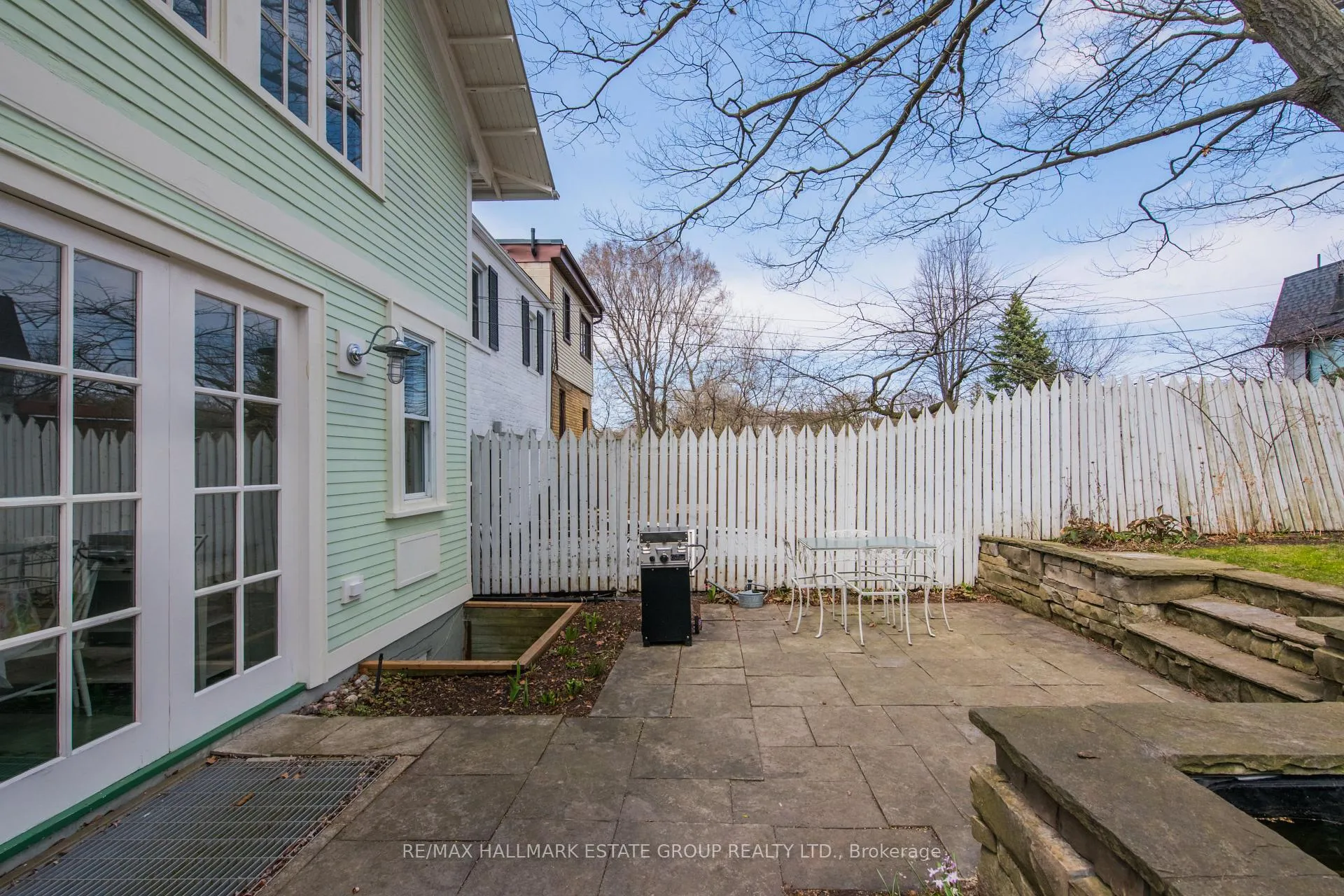 Photo 42 of 223 Waverley Road, Toronto, The Beaches — HOMEH