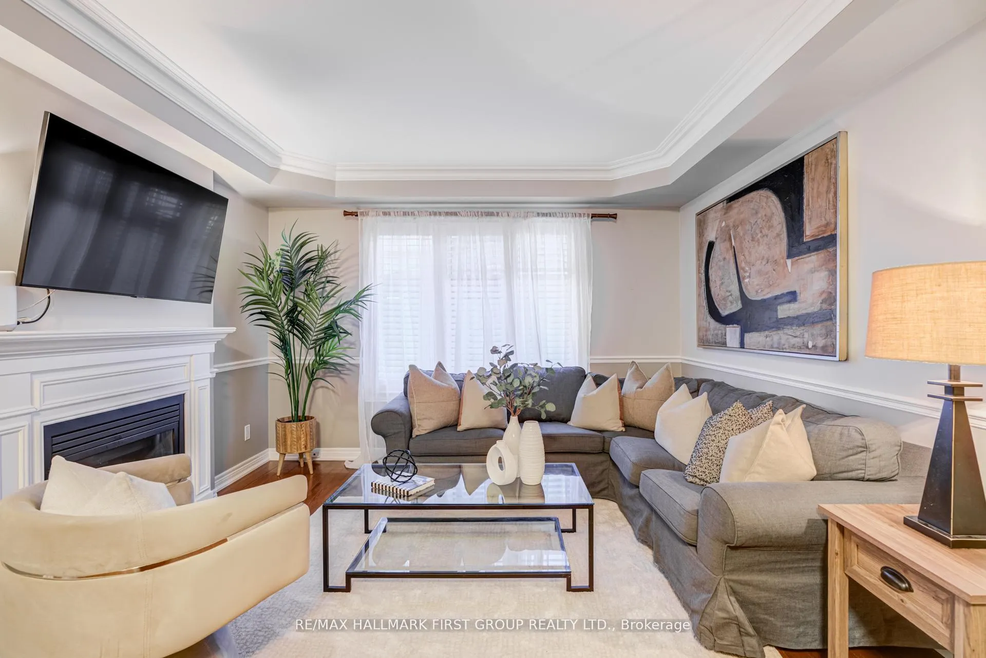 Photo 5 of 6 Lander Crescent, Clarington, Bowmanville — HOMEH