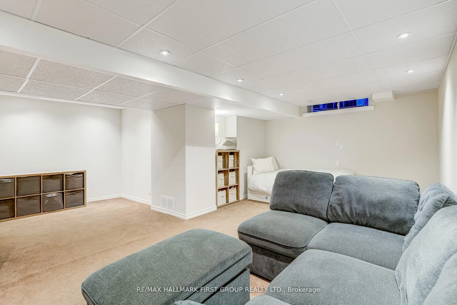 Photo 17 of 6 Lander Crescent, Clarington, Bowmanville — HOMEH