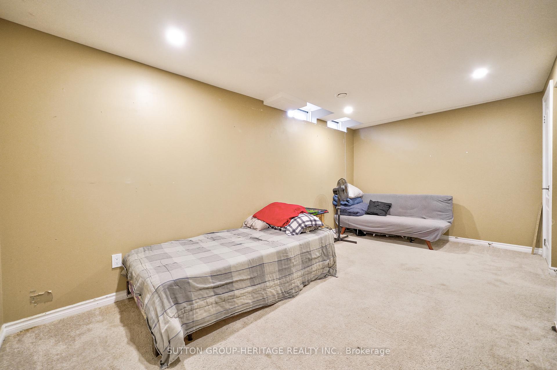 Photo 28 of 36 Weekes Drive, Ajax, Central West — HOMEH
