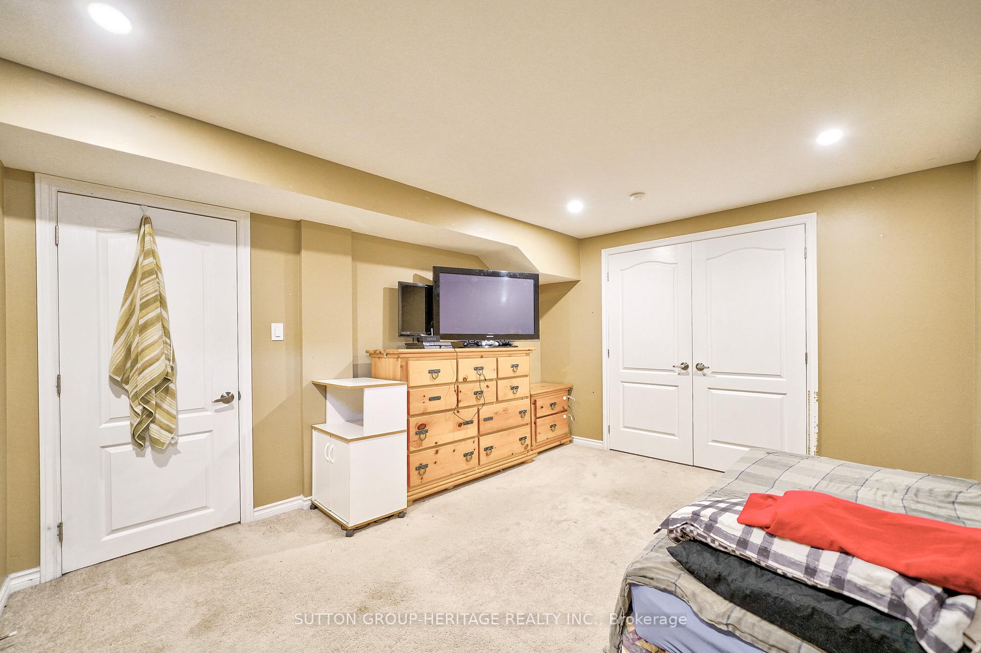 Photo 29 of 36 Weekes Drive, Ajax, Central West — HOMEH