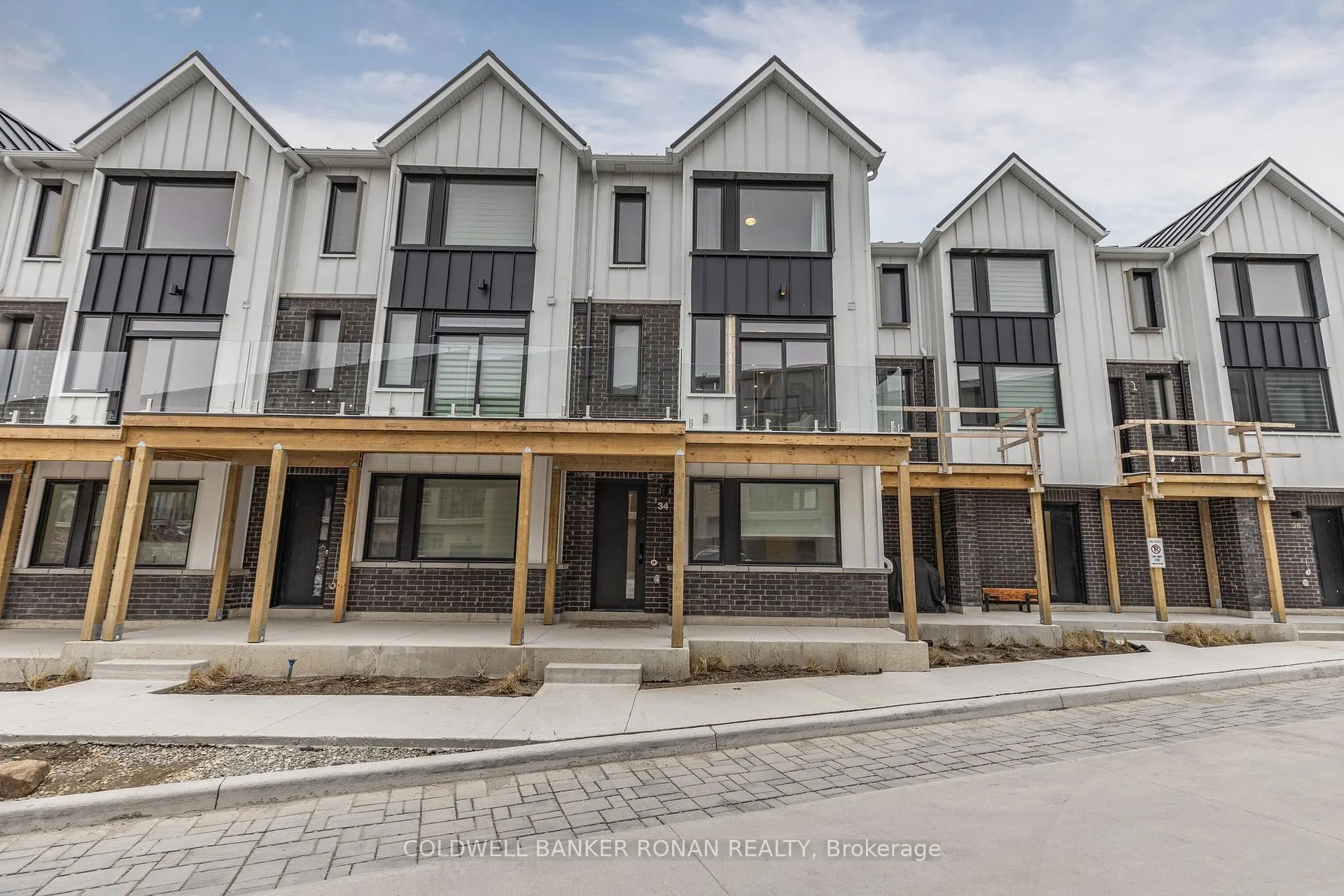 Front of 34 Rainwater Lane