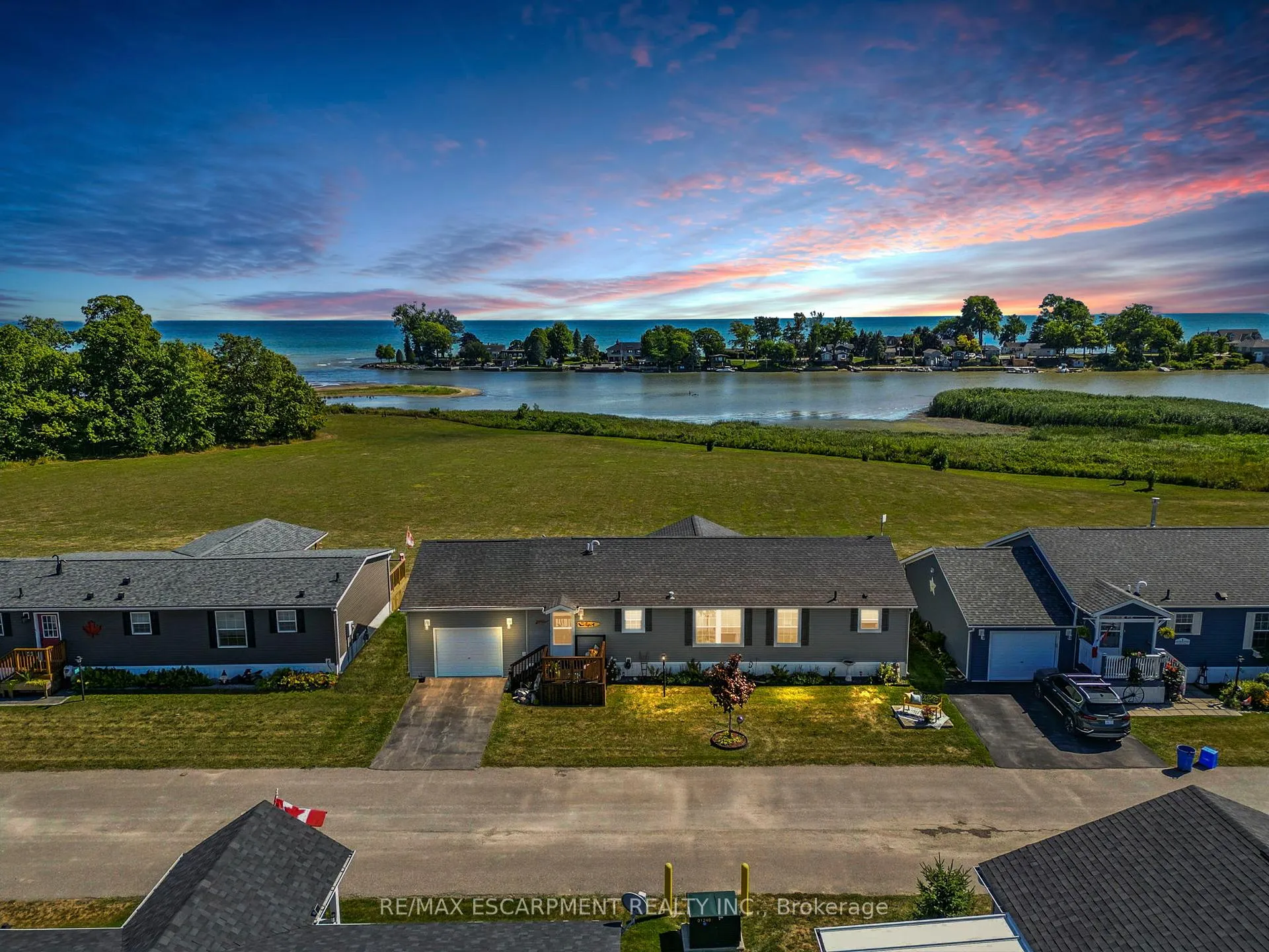 Photo 1 of 55 Riverbend Crescent, Haldimand, Nanticoke — HOMEH