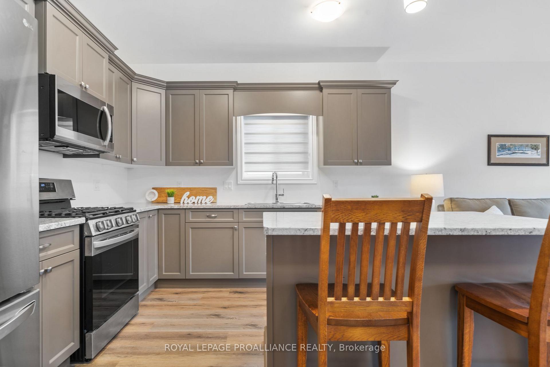 Photo 6 of 119 Sienna Avenue, Belleville, Belleville Ward — HOMEH