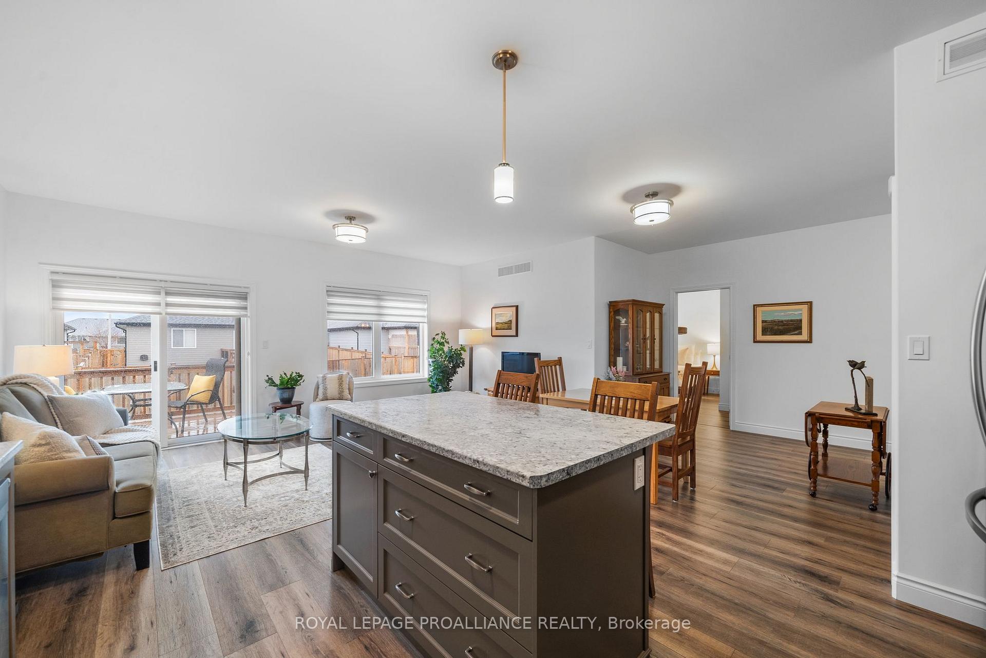 Photo 7 of 119 Sienna Avenue, Belleville, Belleville Ward — HOMEH