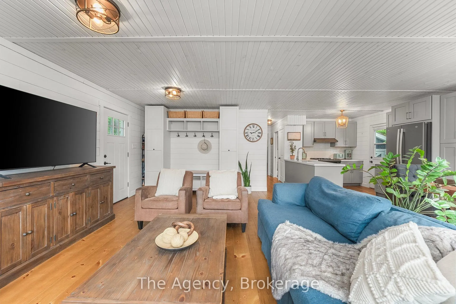 Photo 5 of 1333 Sherwood Forest Road, Bracebridge, Oakley — HOMEH