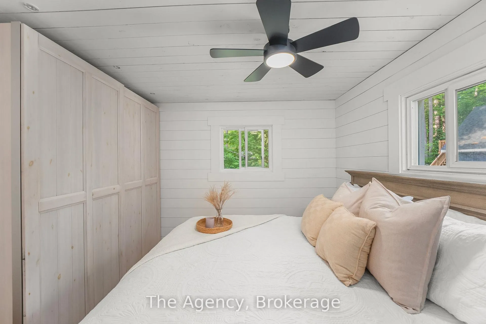 Photo 17 of 1333 Sherwood Forest Road, Bracebridge, Oakley — HOMEH