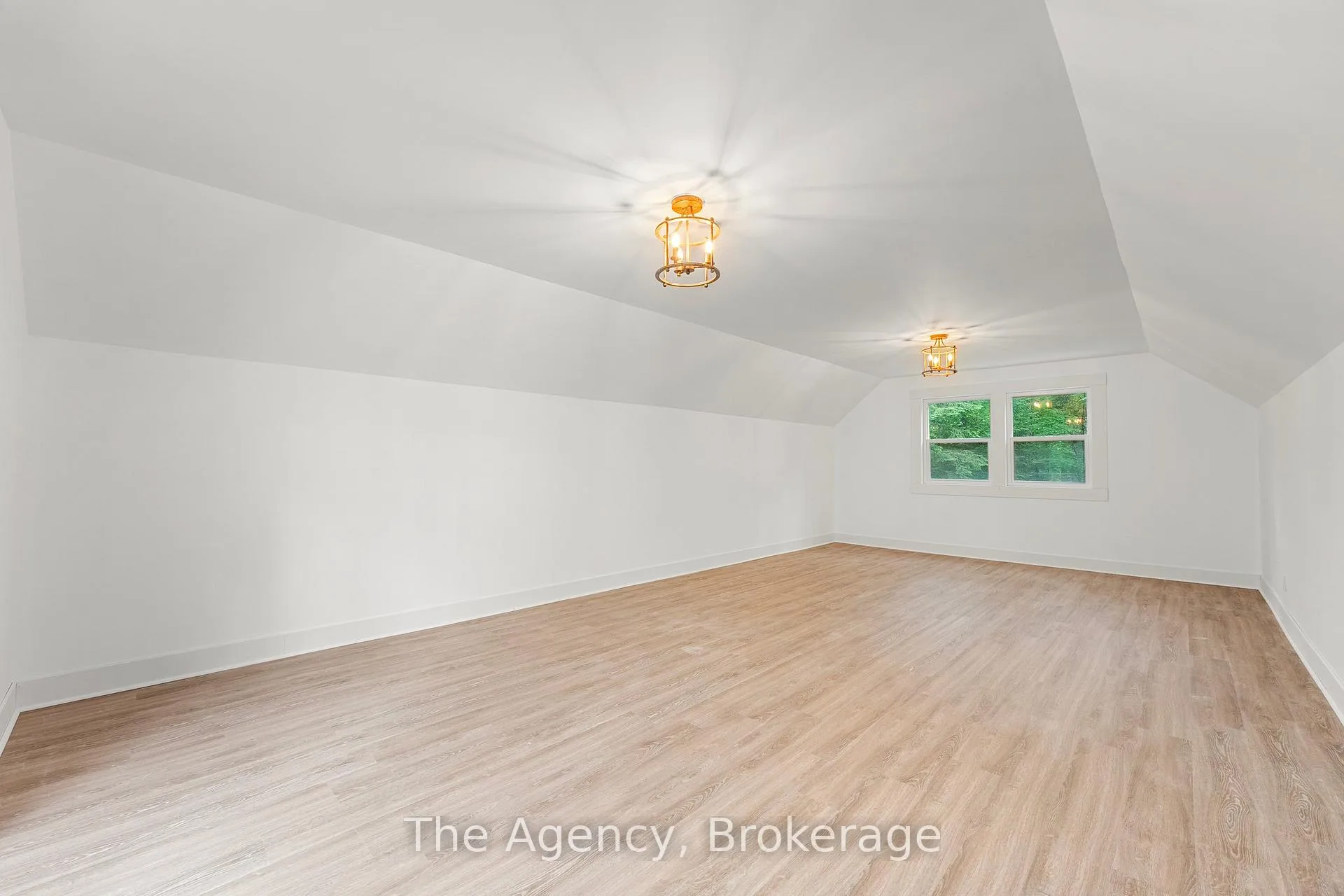 Photo 22 of 1333 Sherwood Forest Road, Bracebridge, Oakley — HOMEH