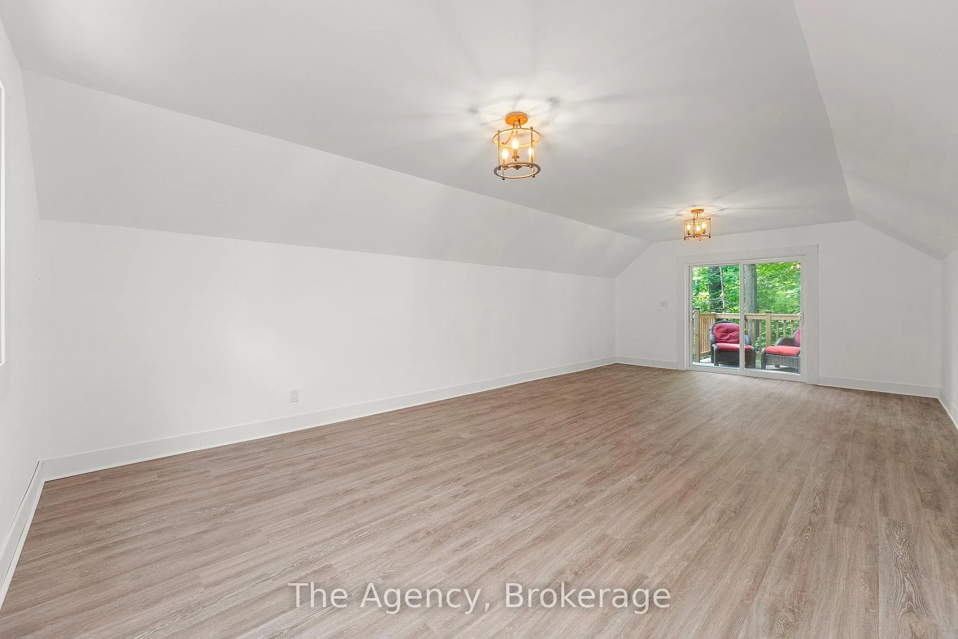 Photo 24 of 1333 Sherwood Forest Road, Bracebridge, Oakley — HOMEH