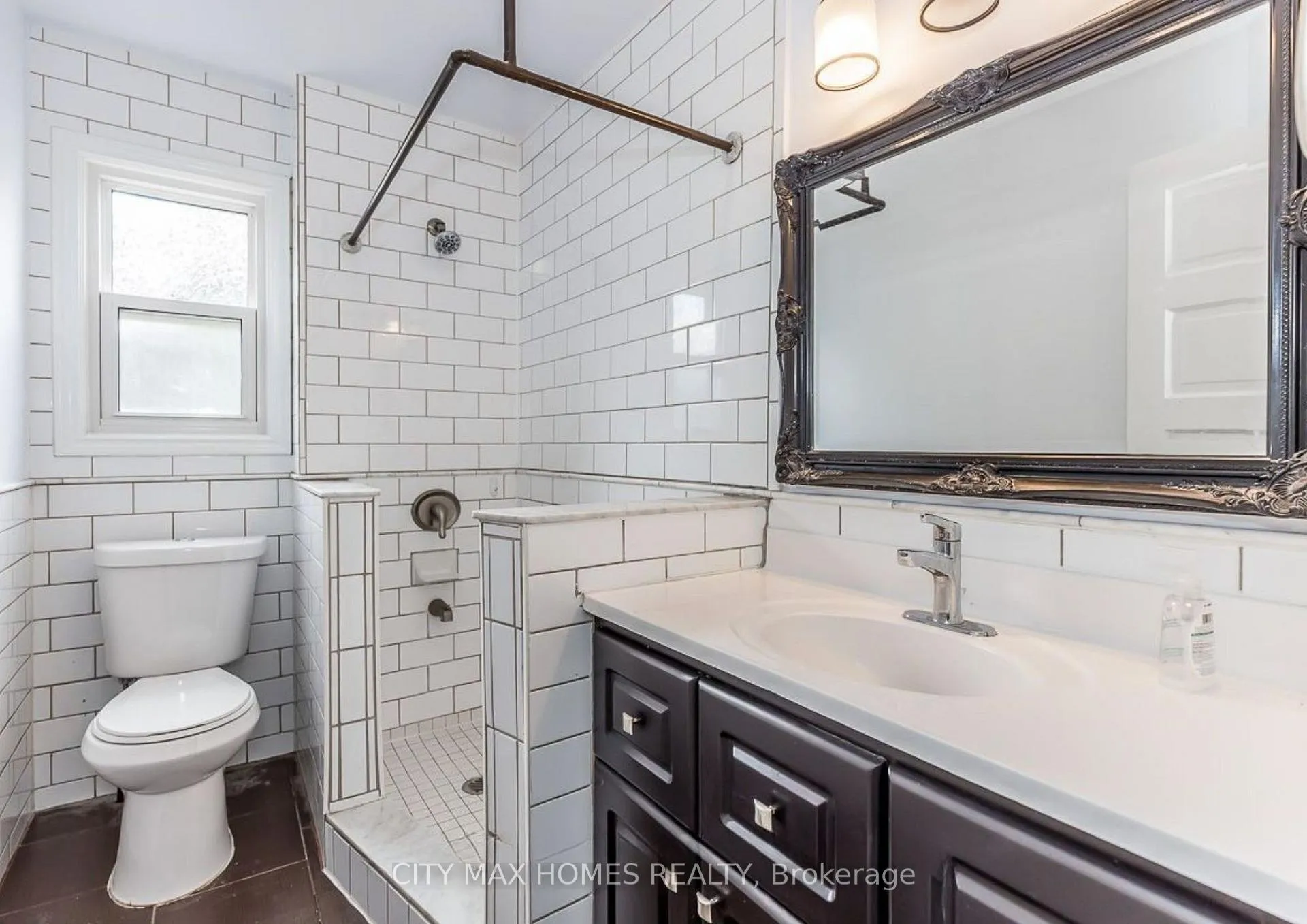 Photo 10 of 45 Glynn Road, Ajax, South West — HOMEH