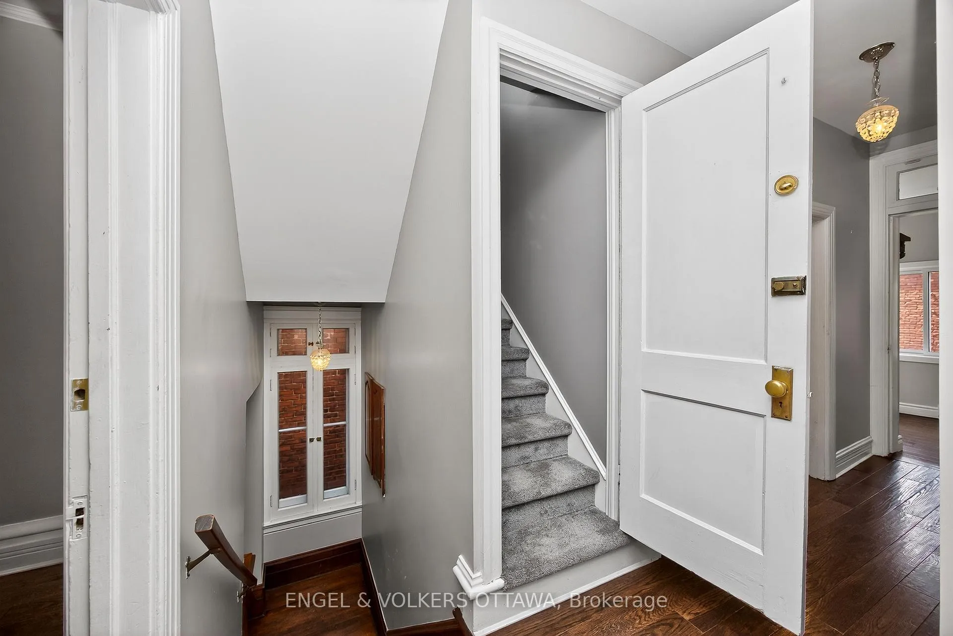 Photo 23 of 172 Cartier Street N, Ottawa, Ottawa Centre/Golden Triangle — HOMEH