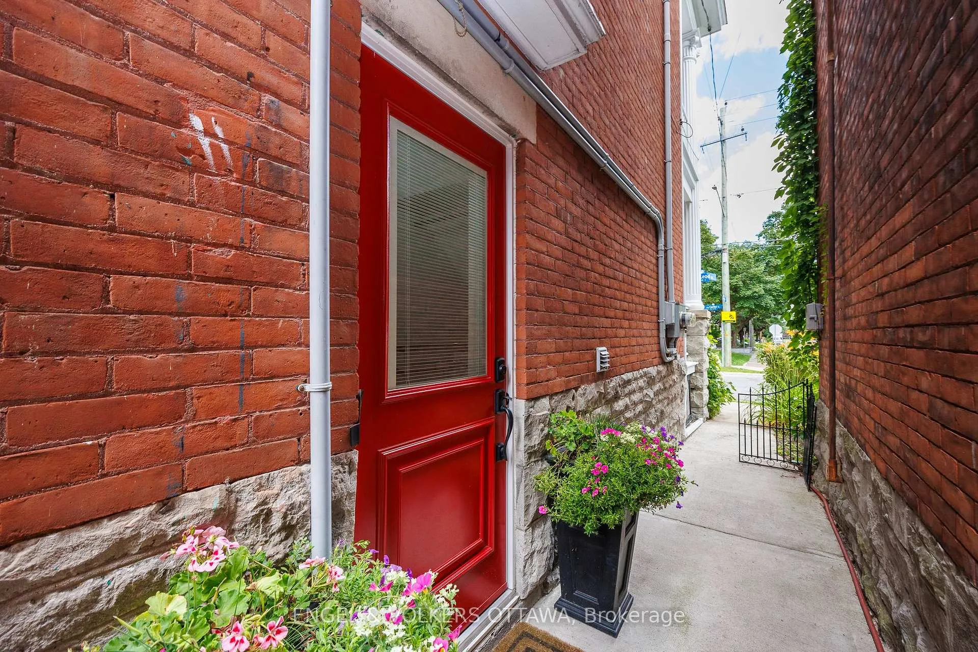 Photo 36 of 172 Cartier Street N, Ottawa, Ottawa Centre/Golden Triangle — HOMEH