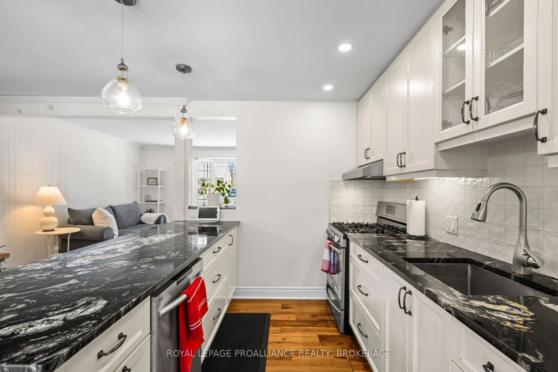 Photo 23 of 35 Montgomery Boulevard, Kingston, City Southwest — HOMEH