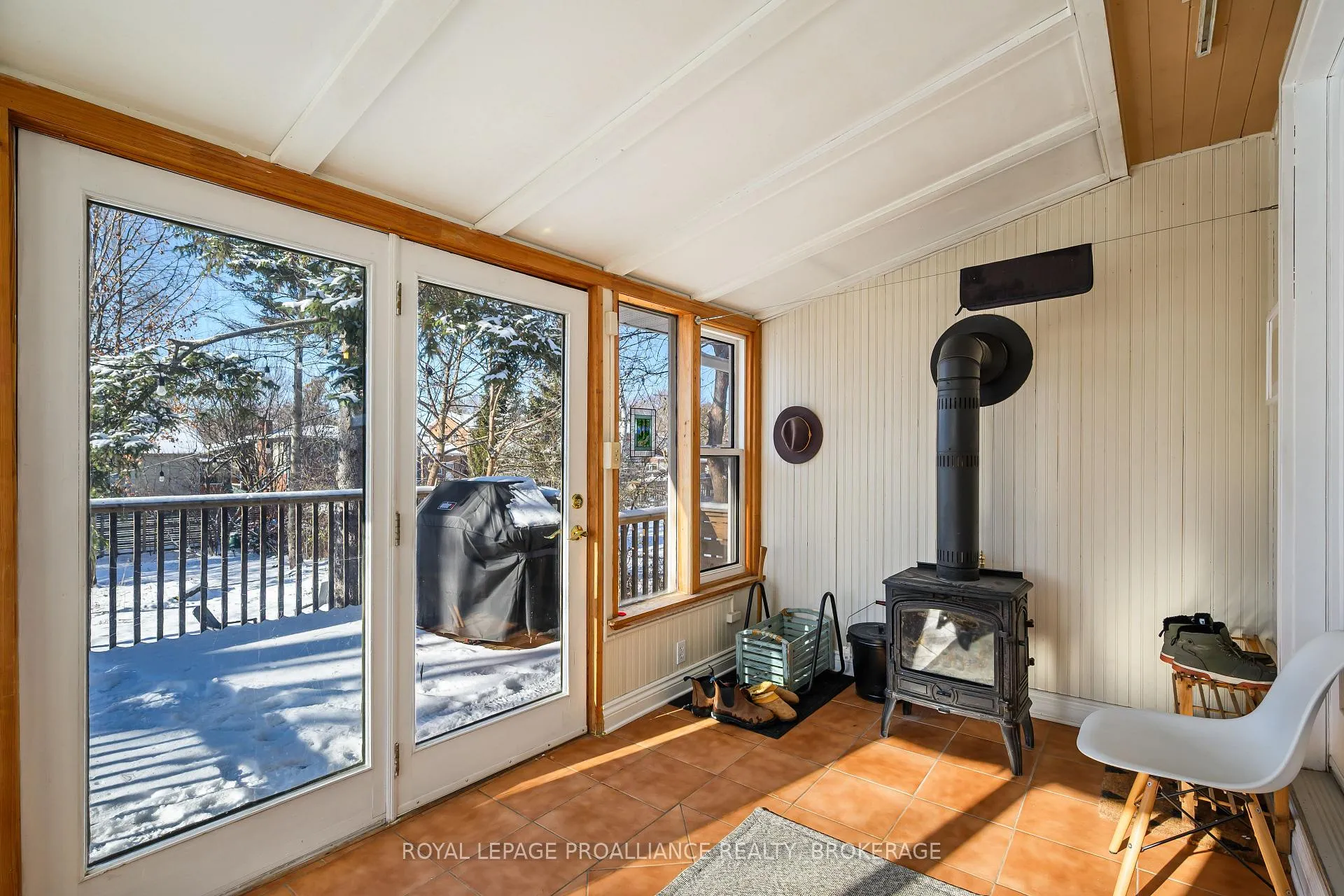 Photo 26 of 35 Montgomery Boulevard, Kingston, City Southwest — HOMEH