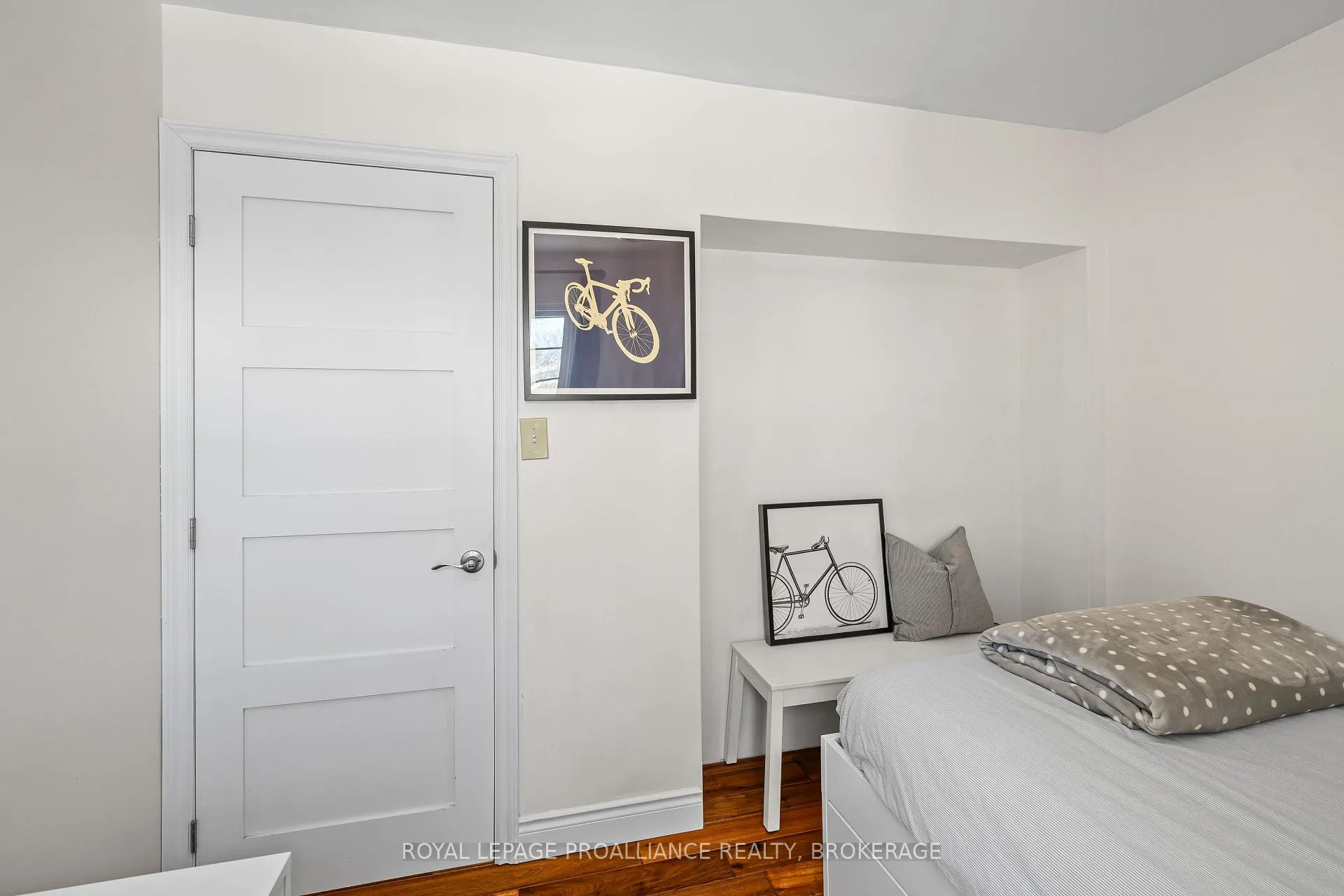 Photo 32 of 35 Montgomery Boulevard, Kingston, City Southwest — HOMEH