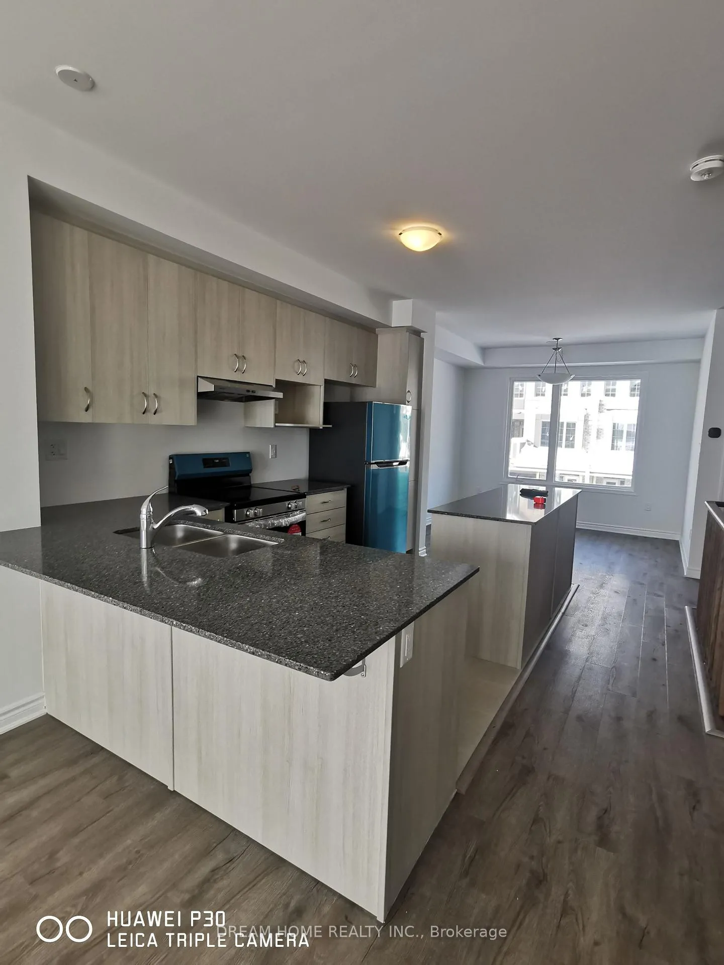 Photo 16 of 40 Pearen Lane, Barrie, Rural Barrie Southwest — HOMEH