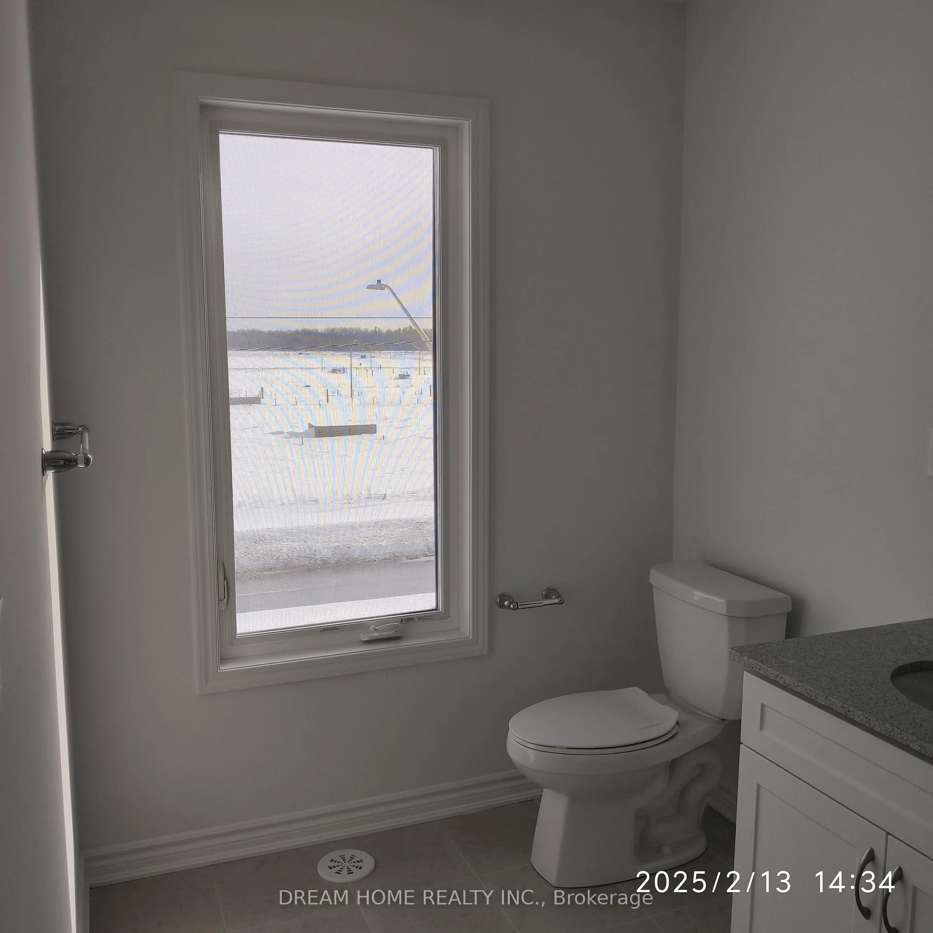 Photo 24 of 40 Pearen Lane, Barrie, Rural Barrie Southwest — HOMEH